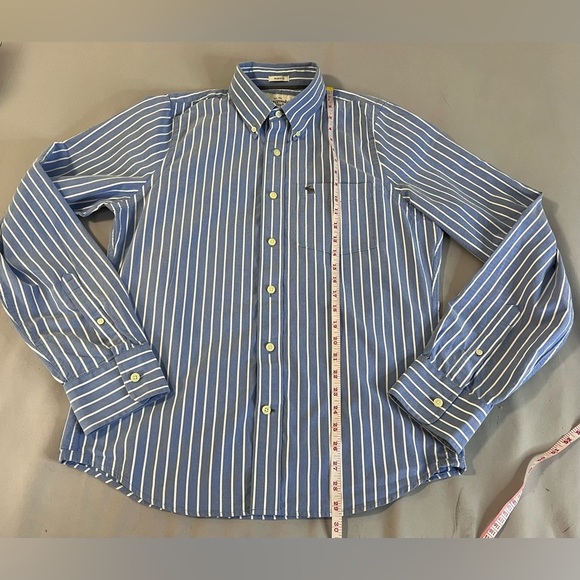 Abercrombie & Fitch Men's Sz XL Muscle Fit Shirt Blue White Stripe Pinstripe - Picture 5 of 10